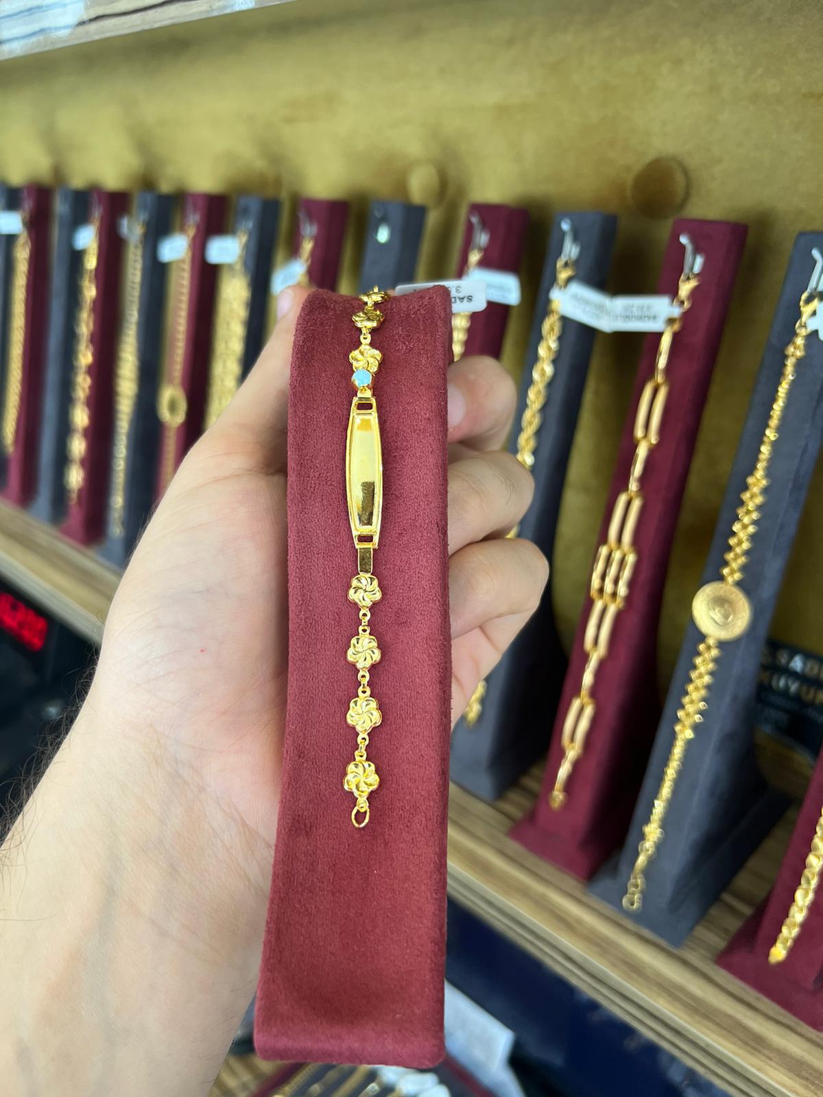 Yoncalı Boncuklu Çocuk Künyesi 3.50 Gram