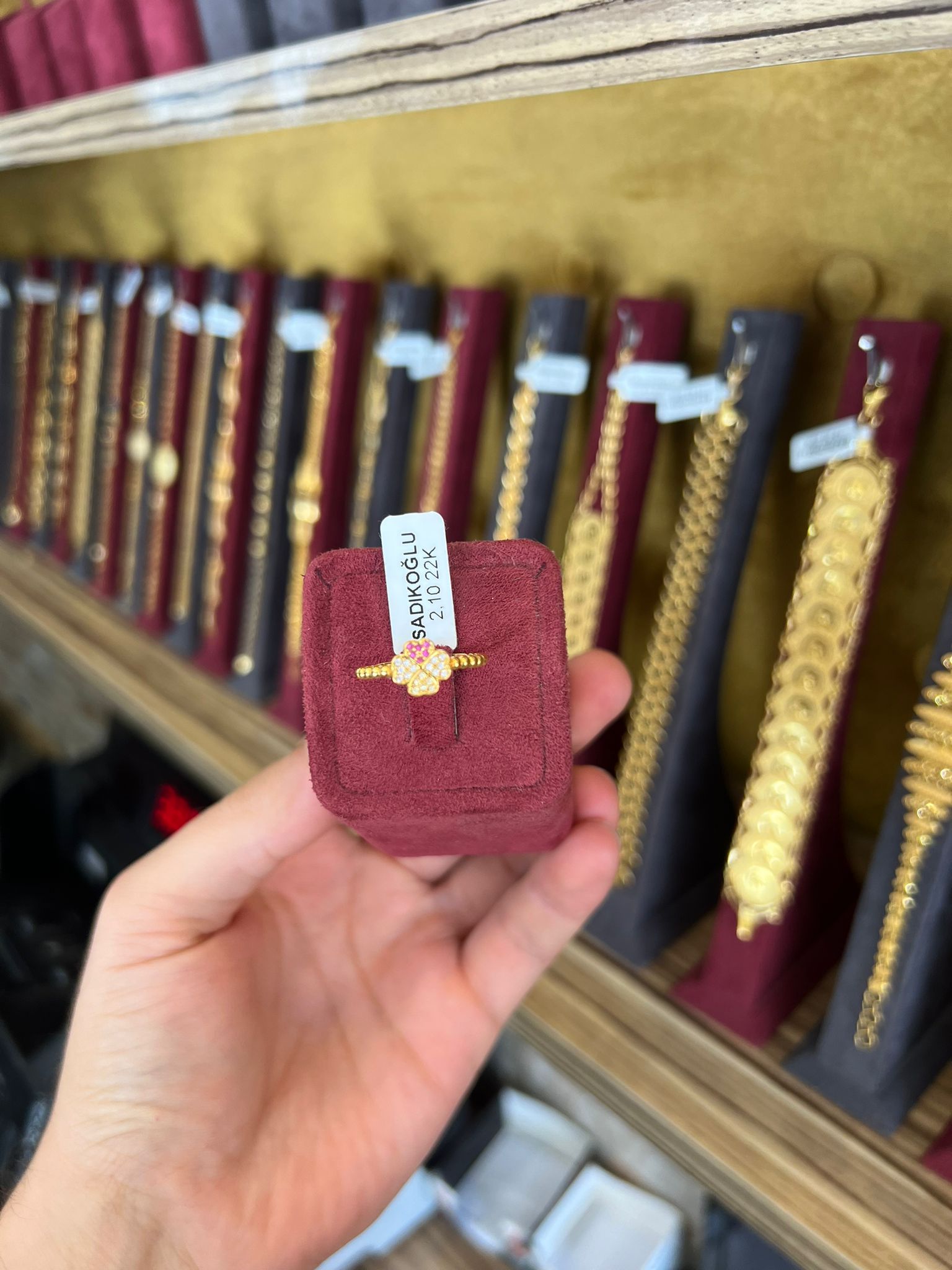 Taşlı Yonca Yüzük 2.10 Gram