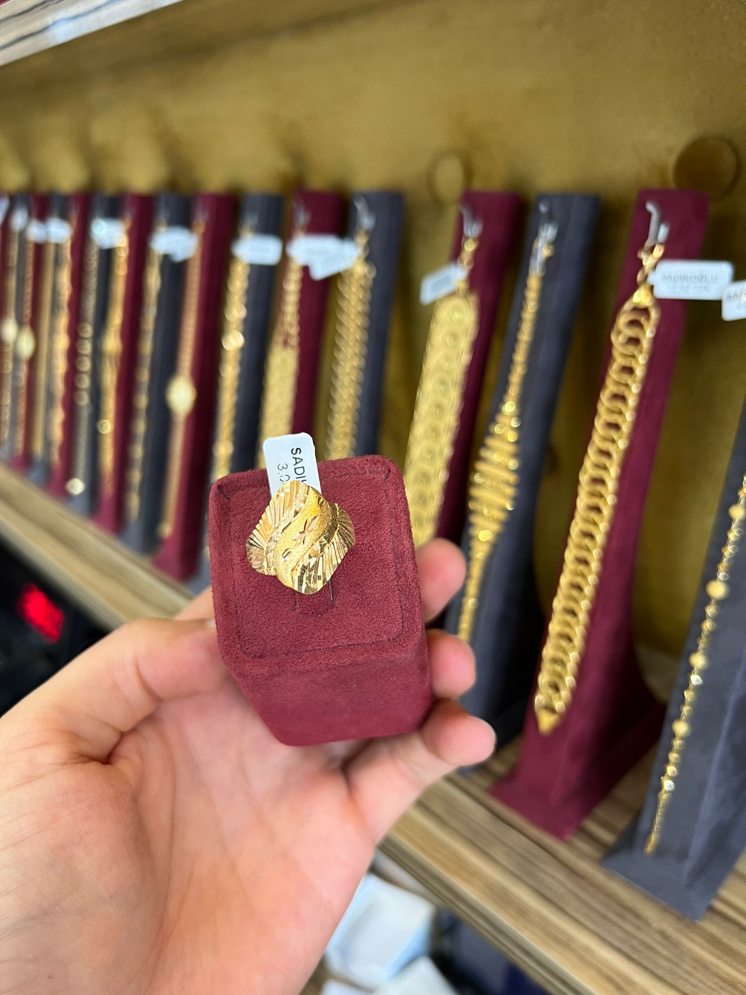 Şık Yüzük 3.04 Gram