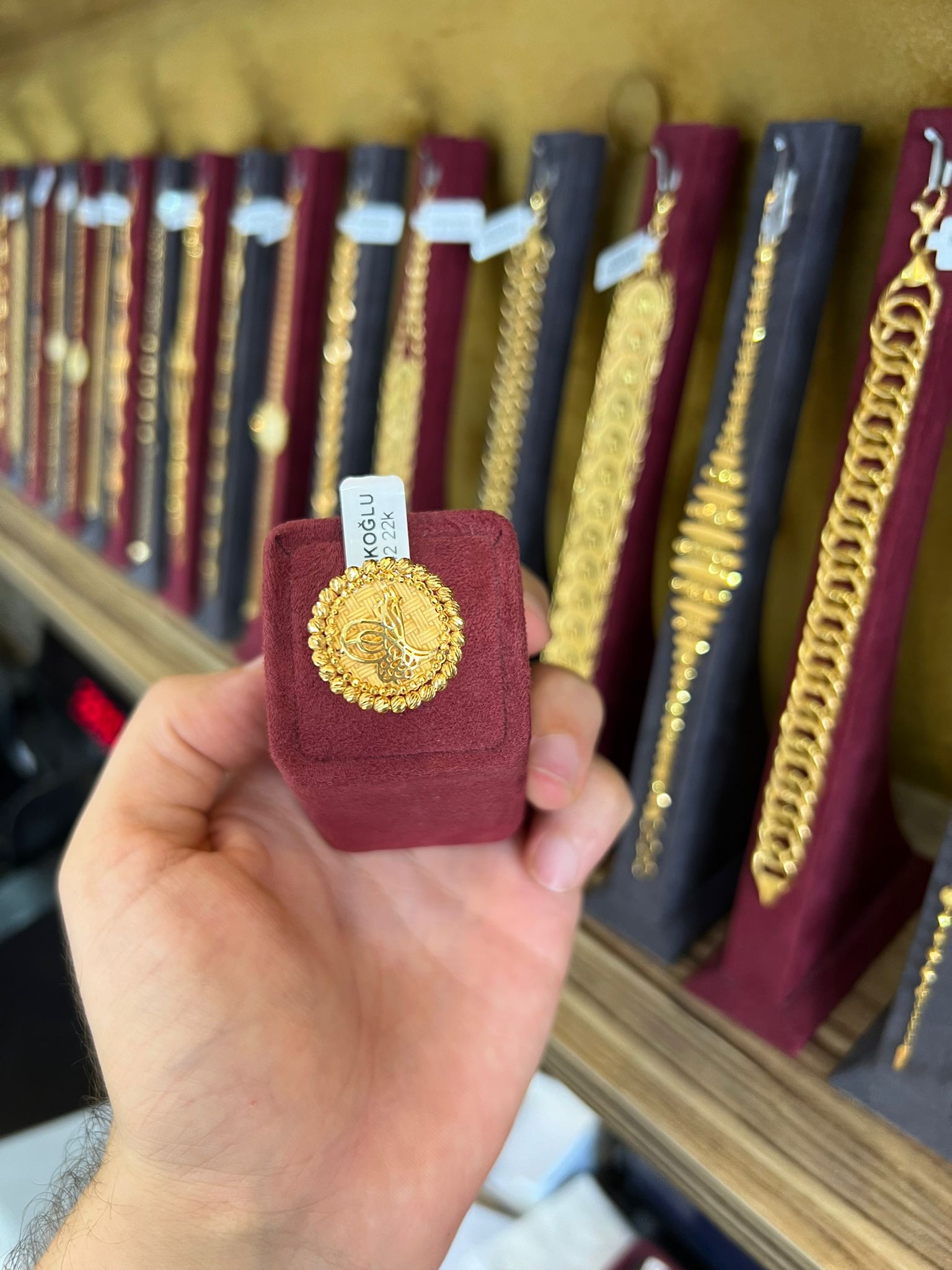 Dorikalı Yuvarlak Tuğralı Yüzük 5.42 Gram