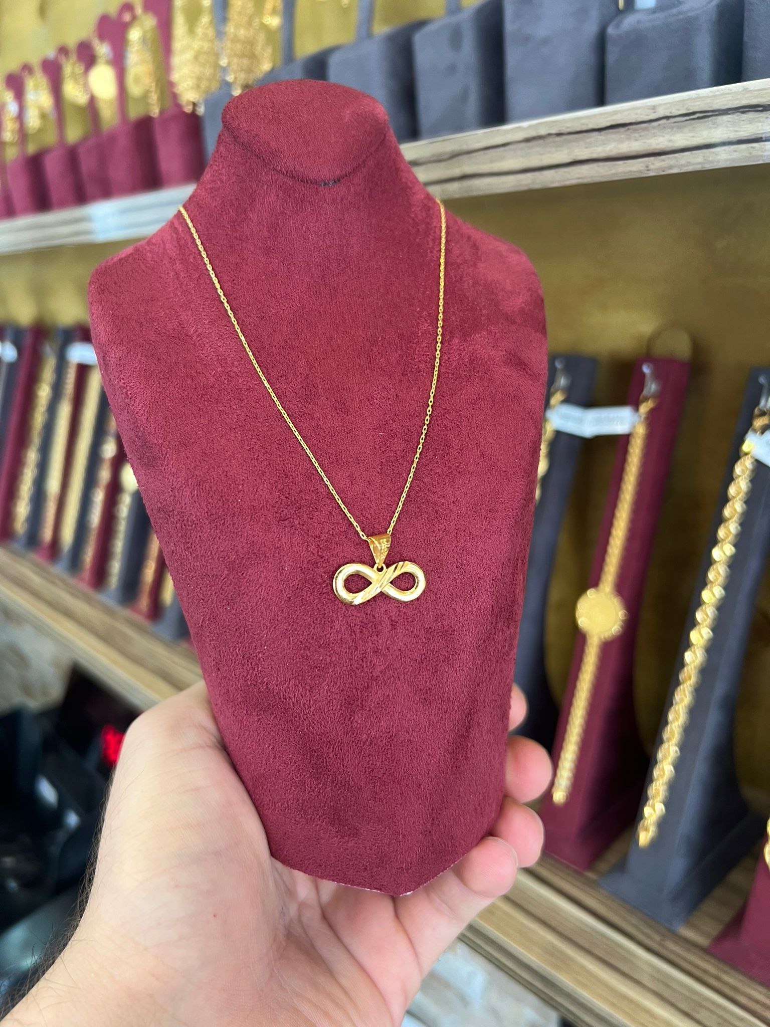 Sonsuzluk Kolye 3.29 Gram