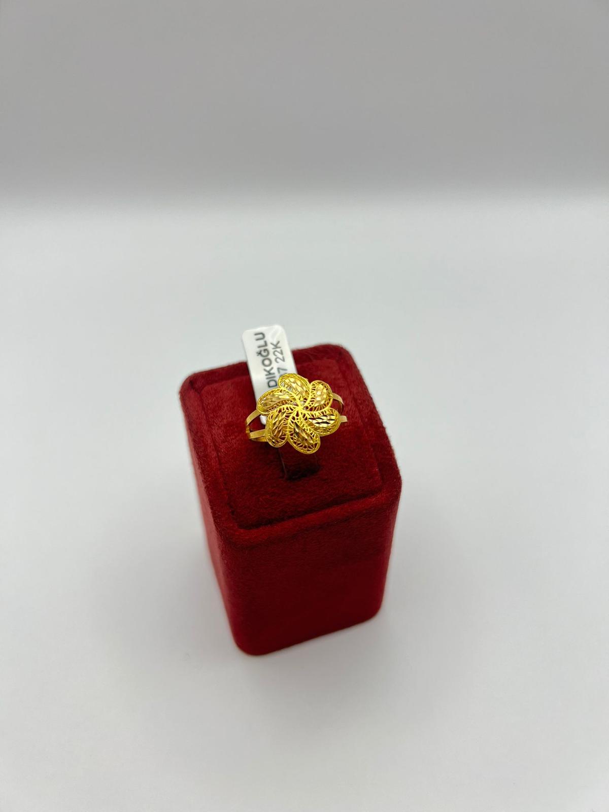 Çiçek Yüzük 3.37 Gram